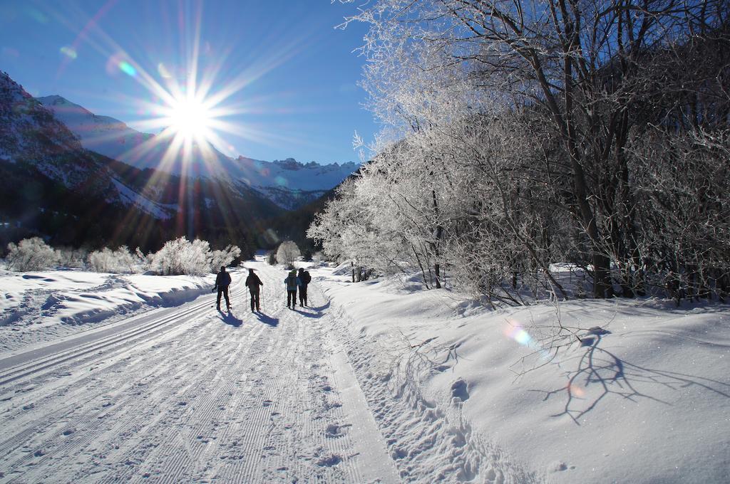Le Relais Des Vaudois Hotell Freissinieres Exteriör bild
