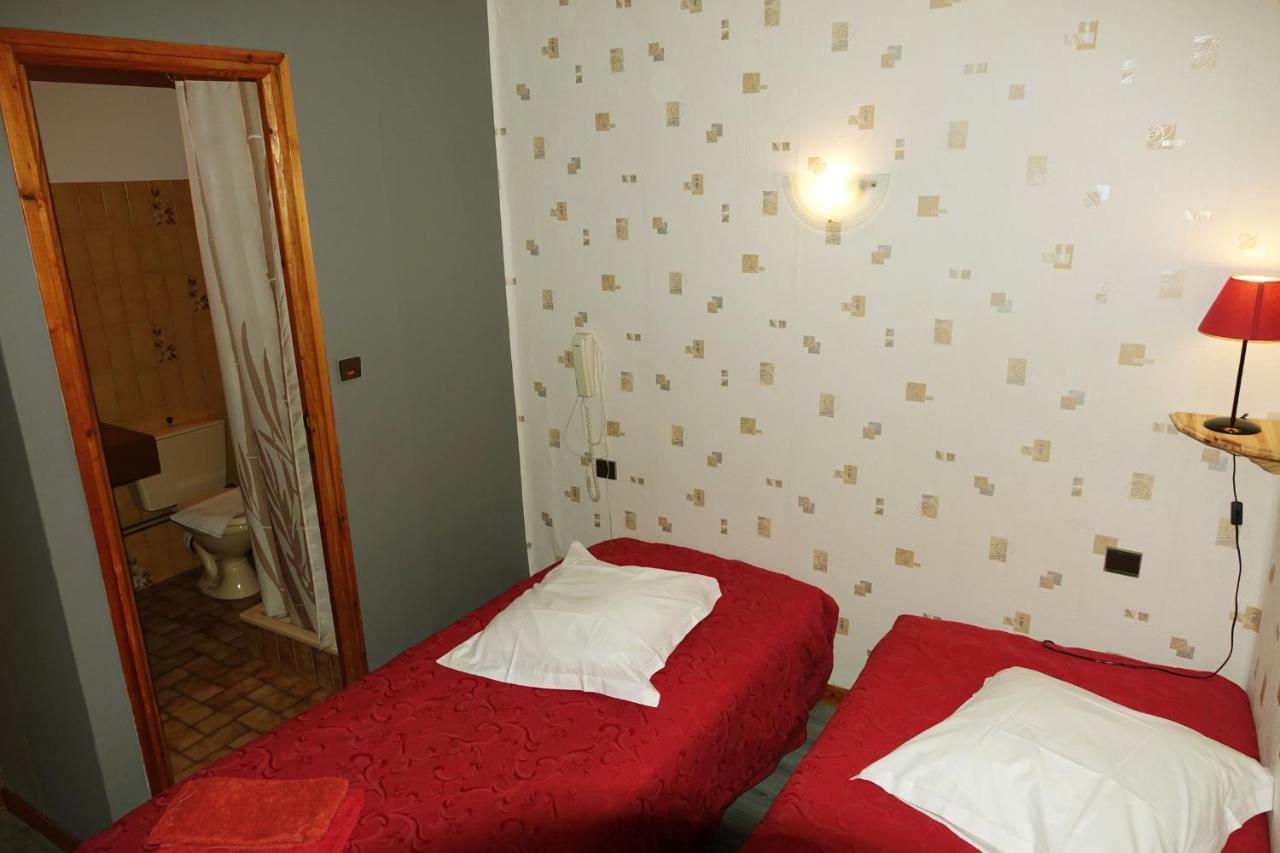 Le Relais Des Vaudois Hotell Freissinieres Exteriör bild