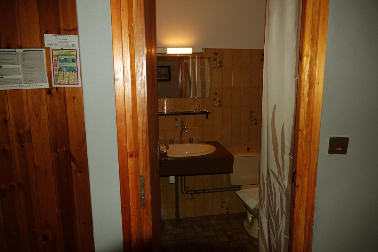 Le Relais Des Vaudois Hotell Freissinieres Exteriör bild